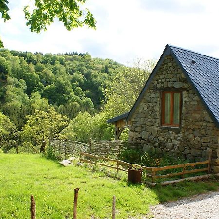 Le P'Tit Gite De Chomet La Tour-dʼAuvergne Zewnętrze zdjęcie