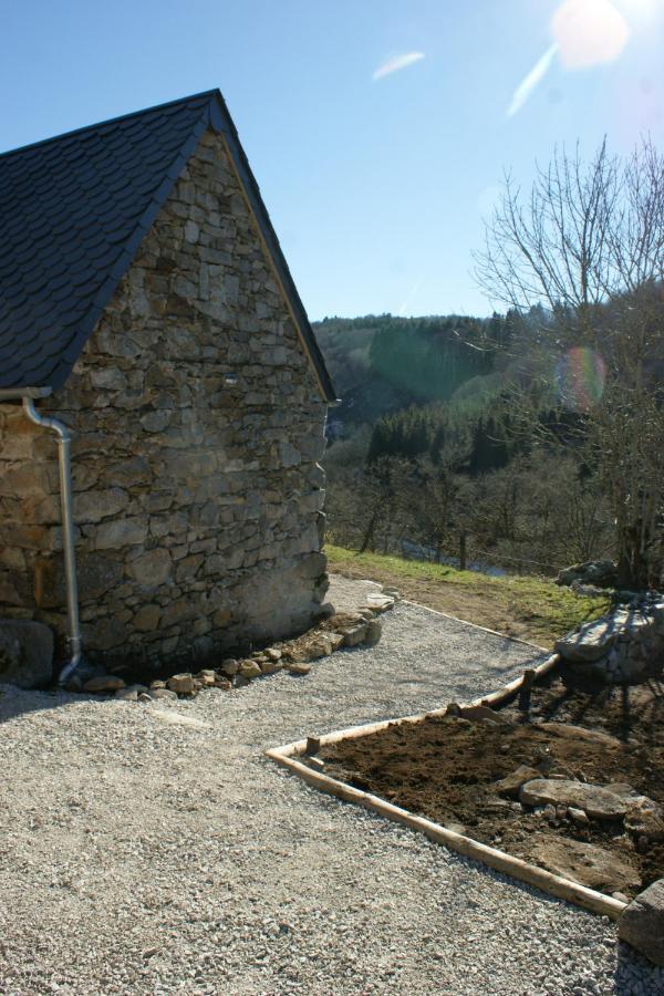Le P'Tit Gite De Chomet La Tour-dʼAuvergne Zewnętrze zdjęcie